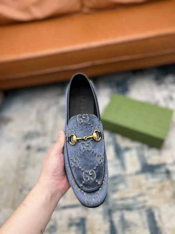 Gucci Shoe 